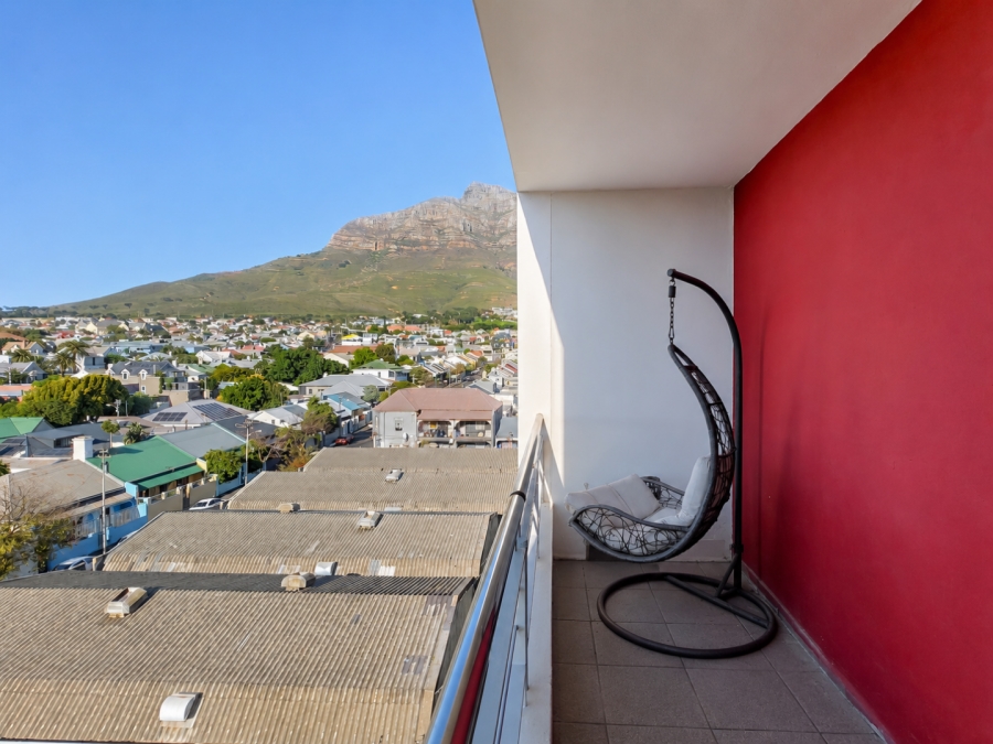 2 Bedroom Property for Sale in Woodstock Western Cape